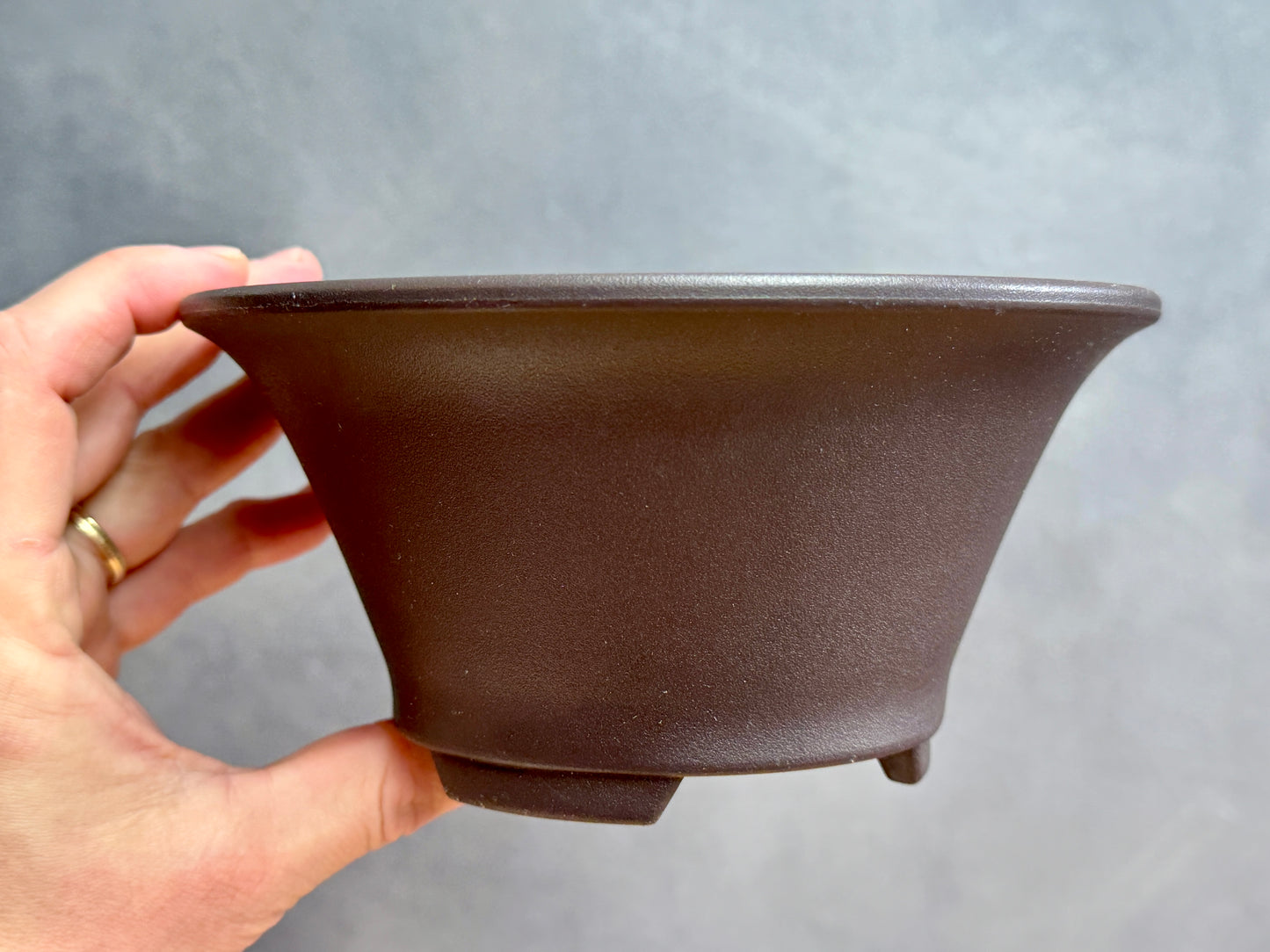 Round Plastic Training Pot